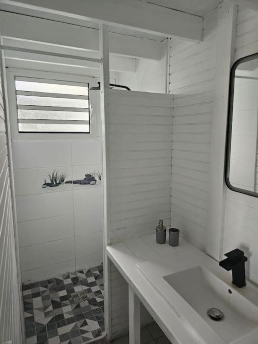 Apartamento Sweet Colibri Saint-Pierre Exterior foto
